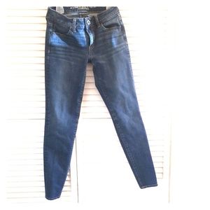 American Eagle skinny jeans